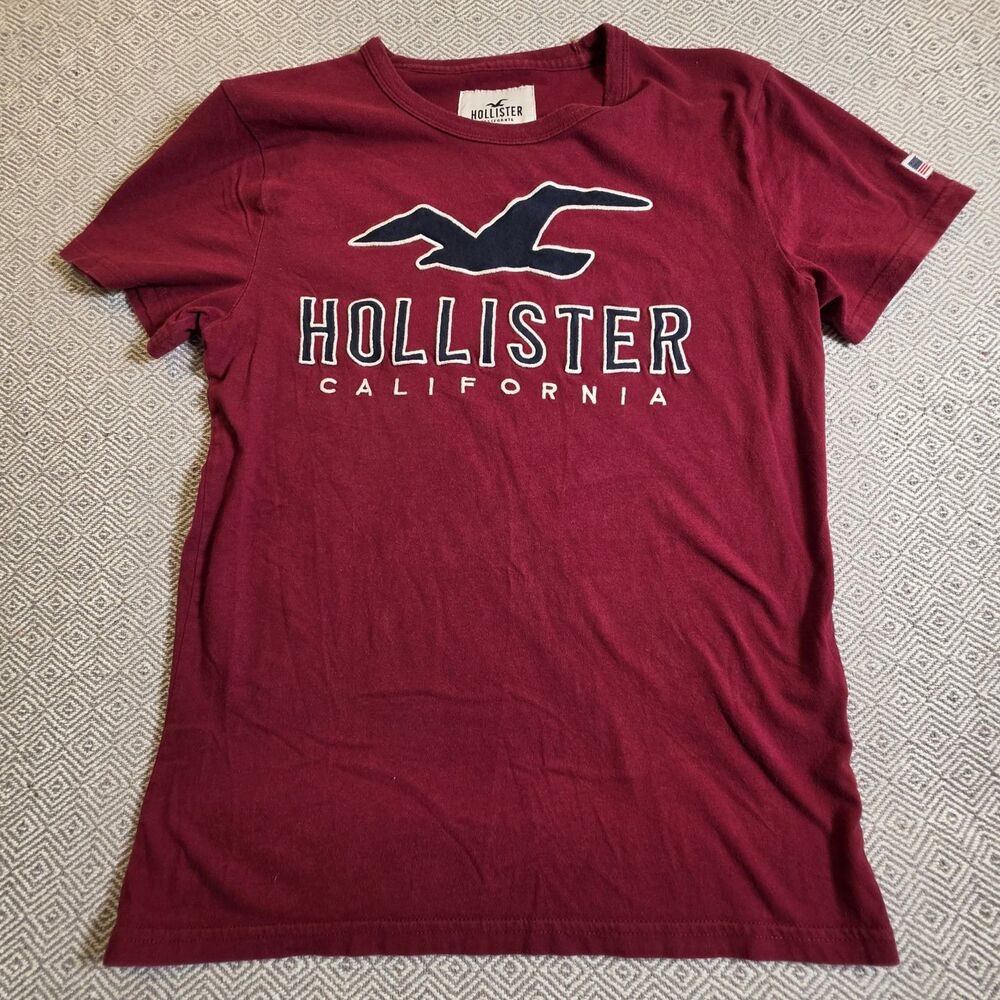 Hollister California Vintage Y2K Red Graphic T-Shirt XS